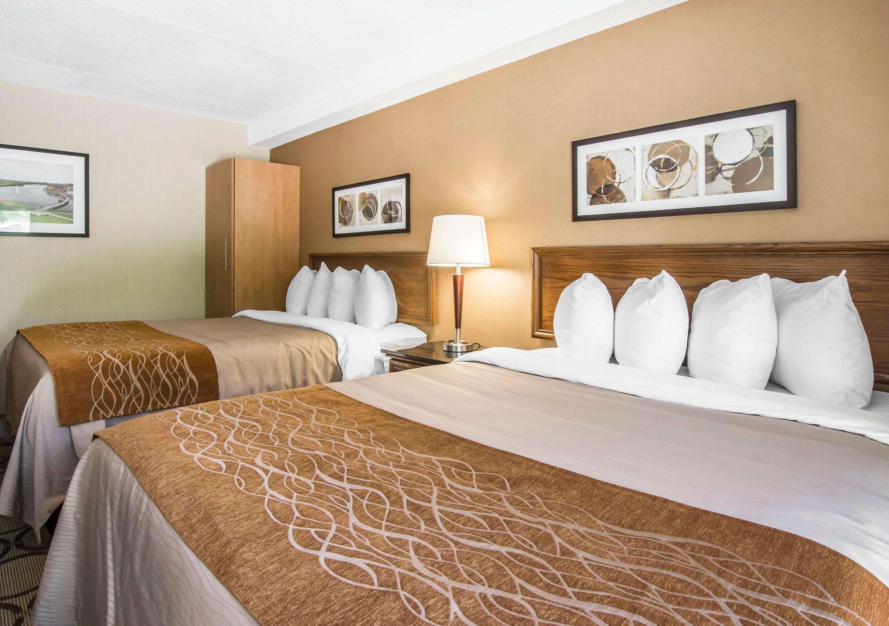 Comfort Inn שרברוק מראה חיצוני תמונה