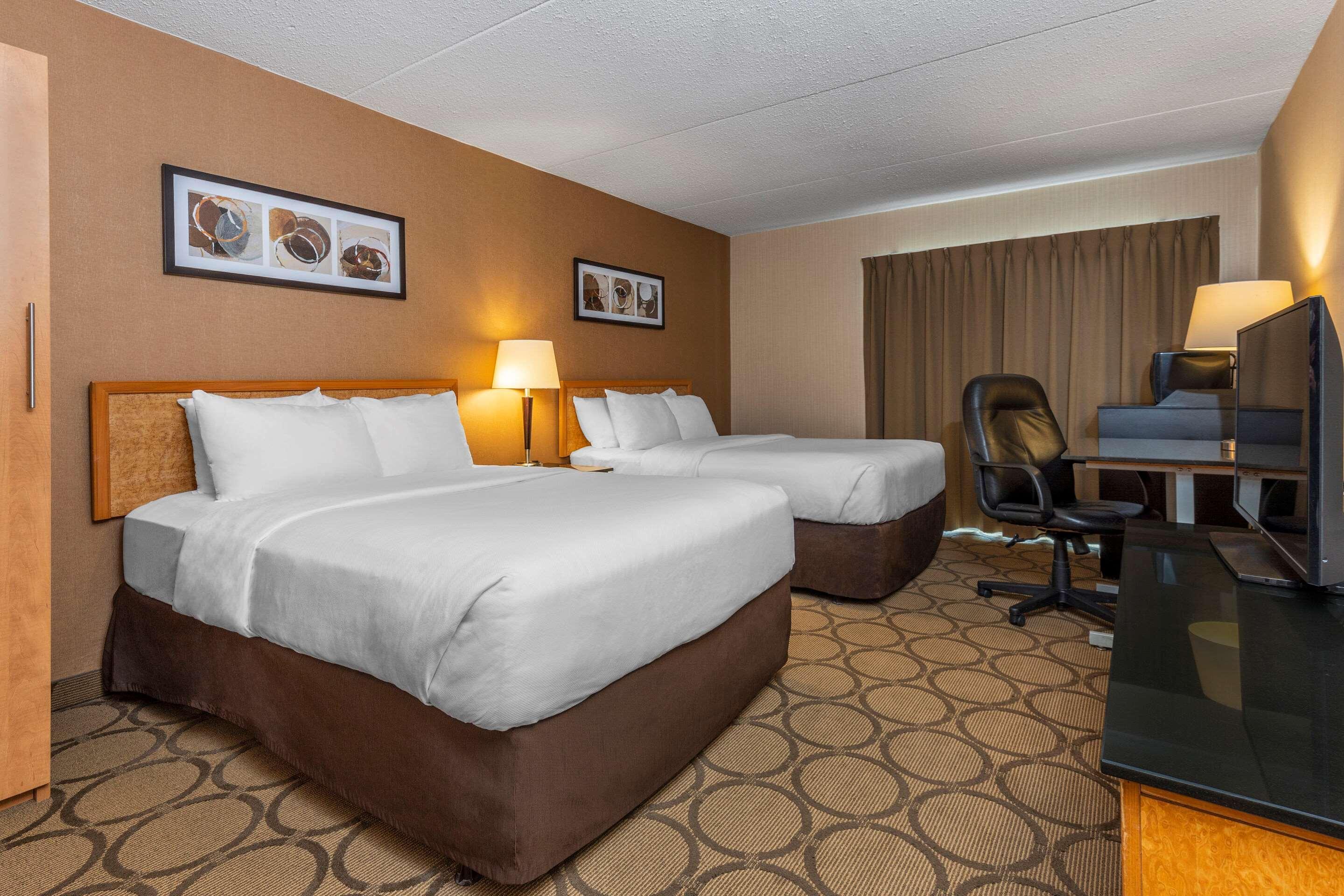 Comfort Inn שרברוק מראה חיצוני תמונה