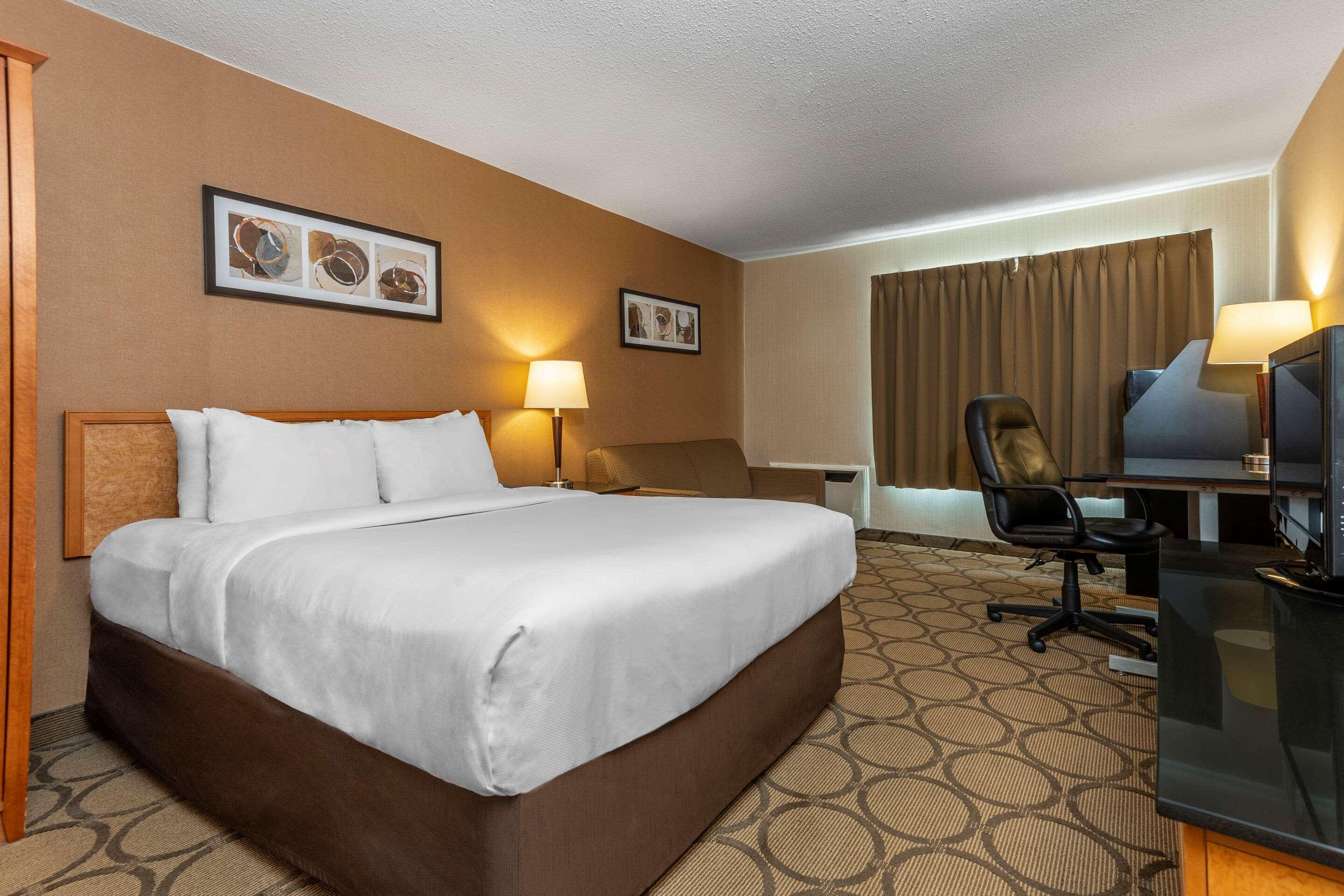 Comfort Inn שרברוק מראה חיצוני תמונה