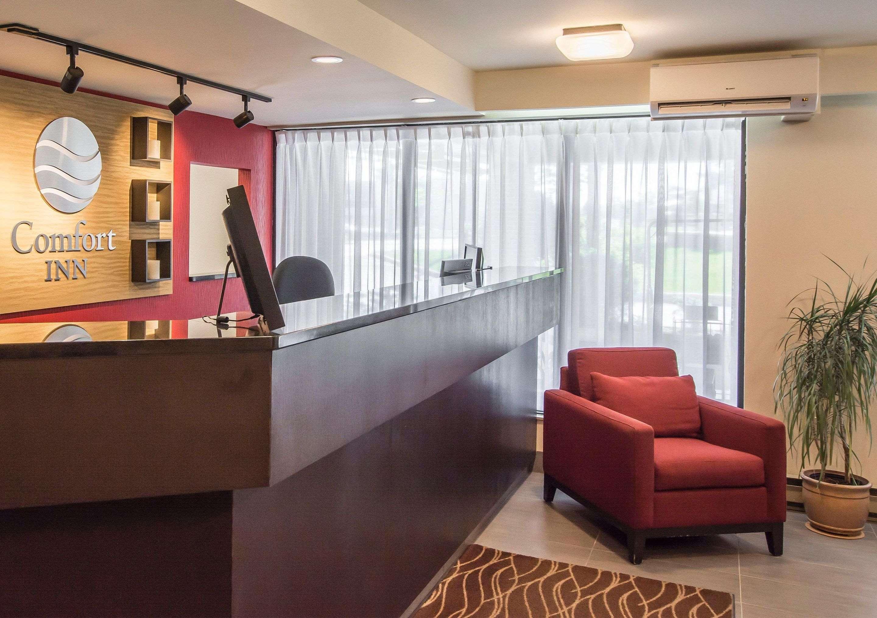 Comfort Inn שרברוק מראה חיצוני תמונה