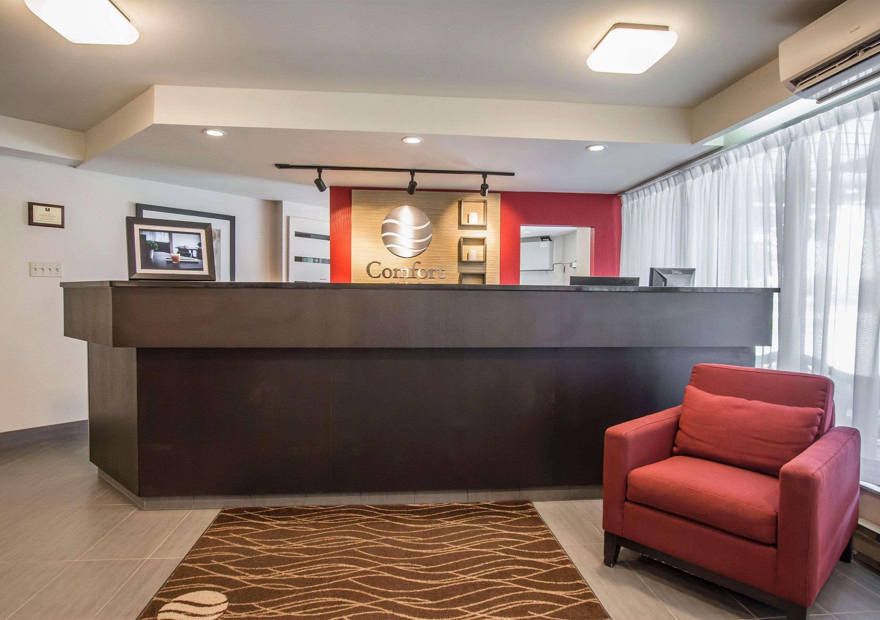 Comfort Inn שרברוק מראה חיצוני תמונה