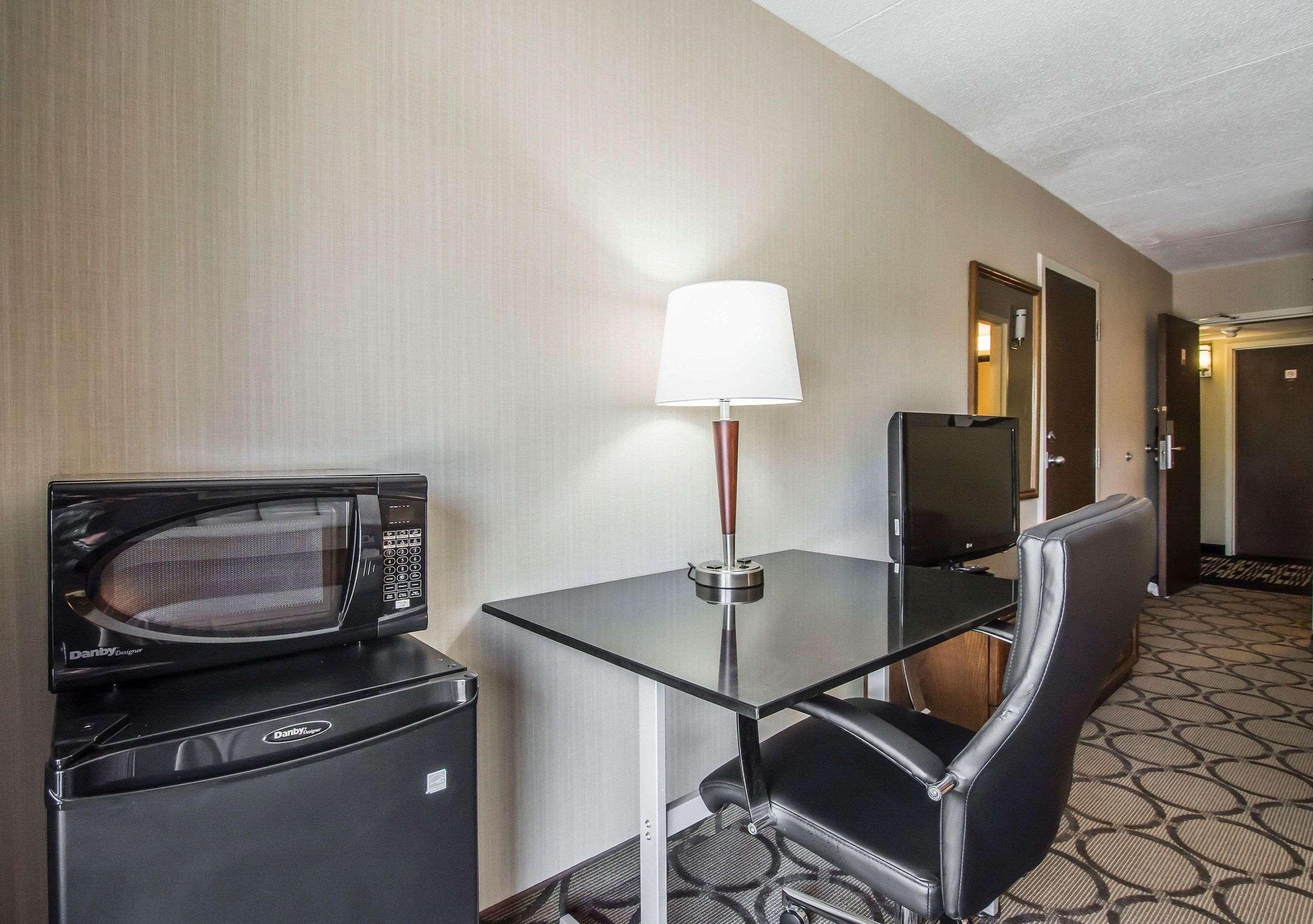 Comfort Inn שרברוק מראה חיצוני תמונה